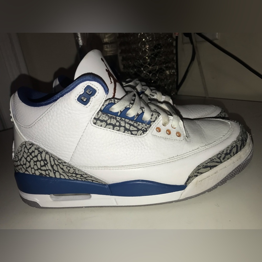 JORDAN 3 retro Mid Washington wizards repaint top front toe white  area minor
